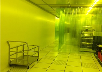 千級車間黃光區(qū)