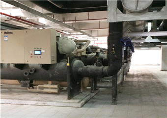 大型中央冷水機組